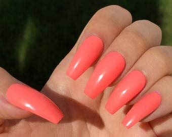 Peach Medium long Coffin Press on Nails